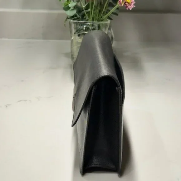 Louis Vuitton LV Black Taiga Leather Selenga Clutch Wristlet + COA - Picture 4 of 13